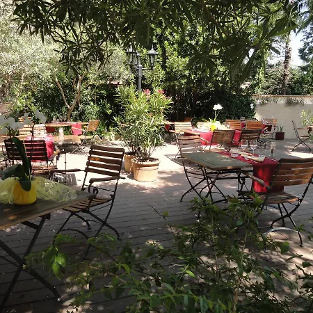 La Aparthotel